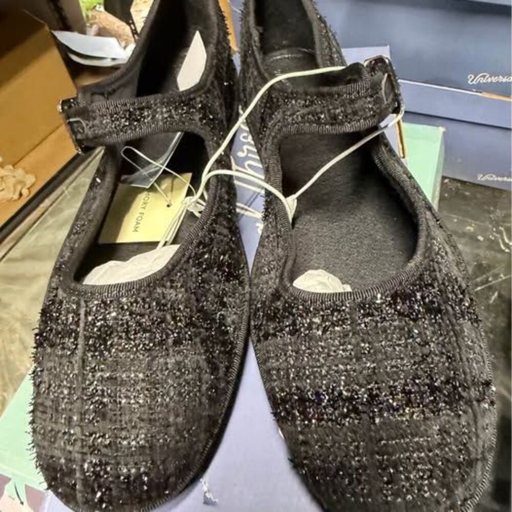 Universal Thread Halston Flats Black Mary Jane Memory Foam Size 7.5